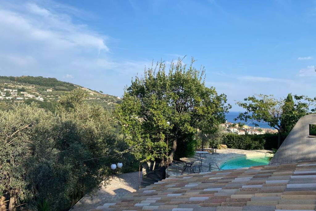 Вилла Relais San Sebastiano Пьетра-Лигуре Экстерьер фото