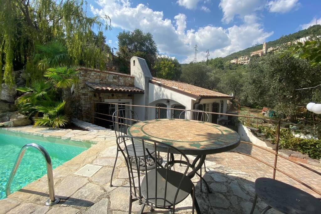 Вилла Relais San Sebastiano Пьетра-Лигуре Экстерьер фото